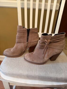 Sole Society Taupe Suede Ankle Booties with Knot Strap
